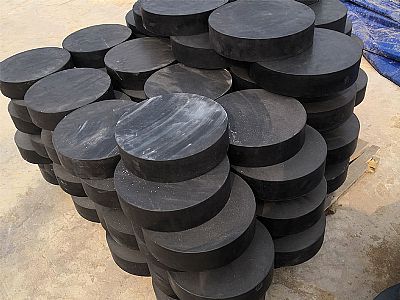 茶陵县板式橡胶支座由若干层橡胶片与薄钢板经加压硫化